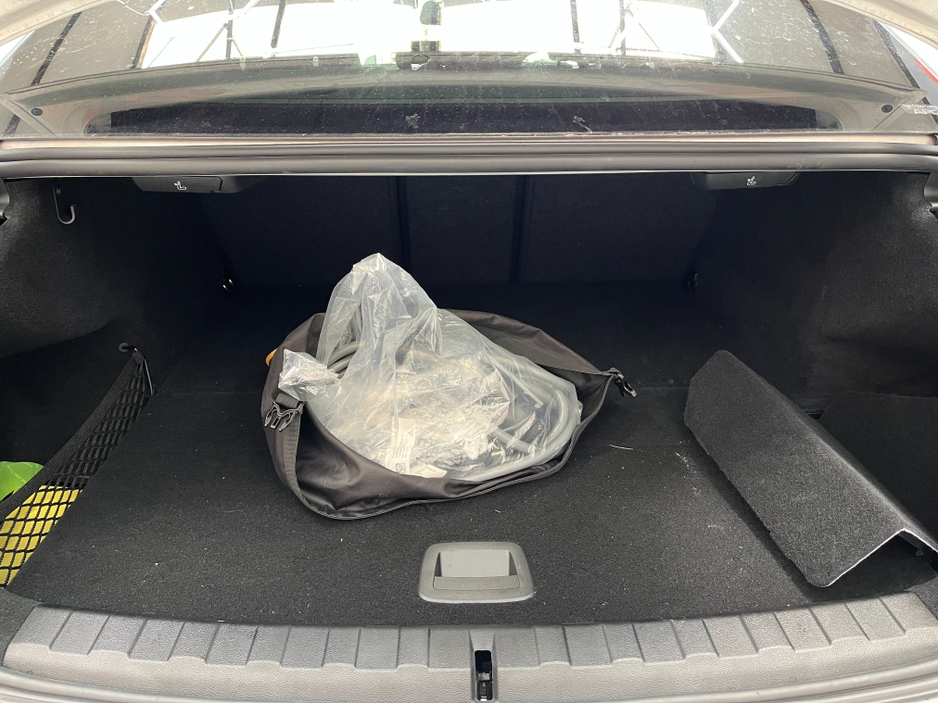 2024 BMW 3 Series - image 7