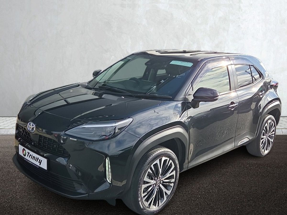 2021 Toyota Yaris Cross - image 14