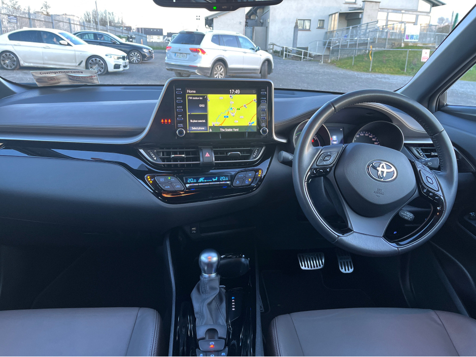 2021 Toyota C-HR - image 11
