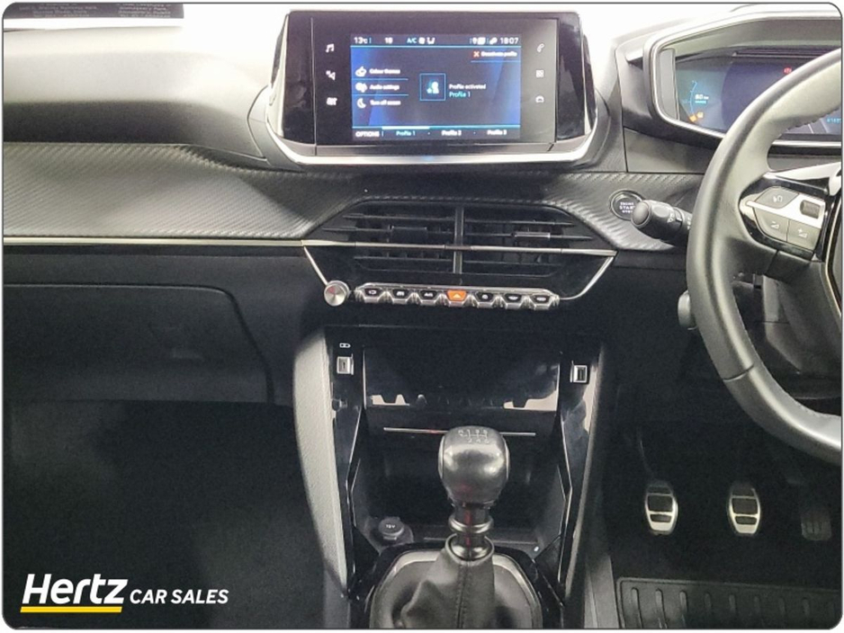 2023 Peugeot 2008 - image 14