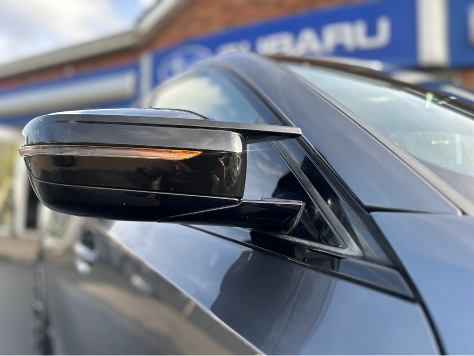 2021 BMW 3 Series - image 35