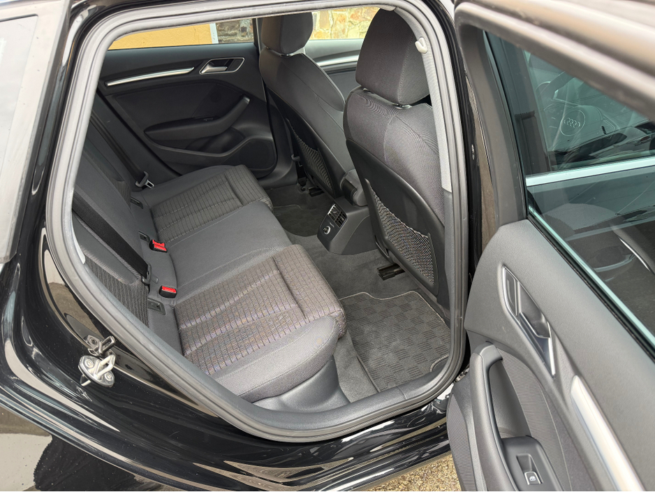 2018 Audi A3 - image 12