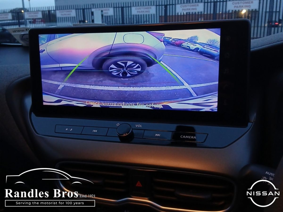 2025 Nissan Juke - image 17