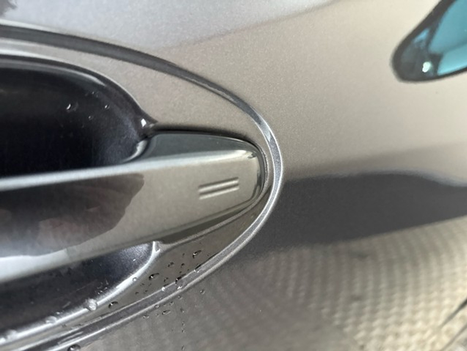 2019 Toyota Yaris HYBRID GR SPORT €17,950