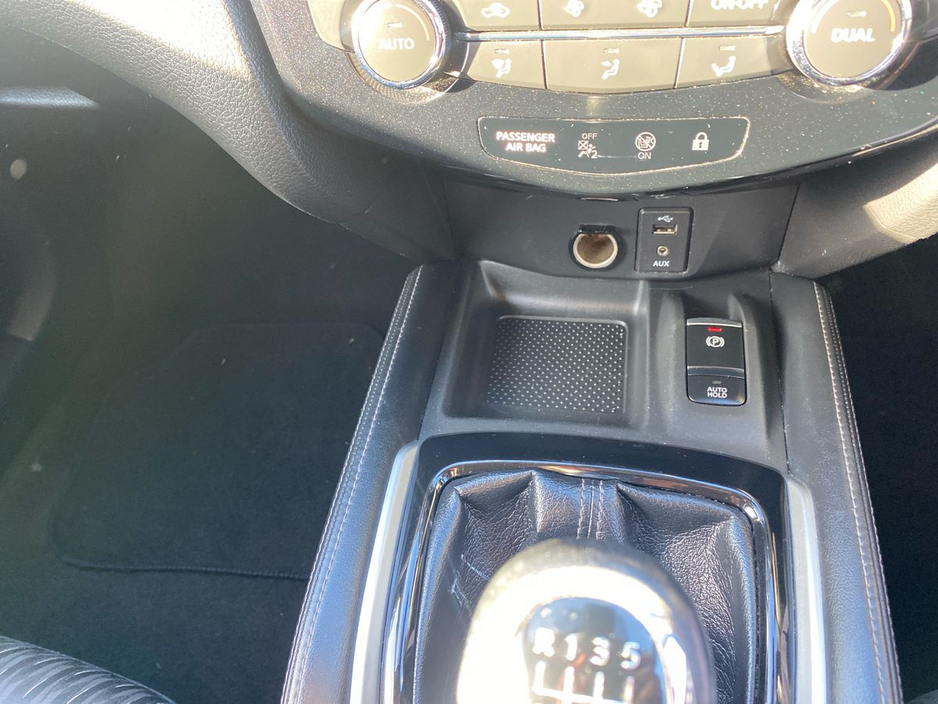 2020 Nissan X-Trail - image 18