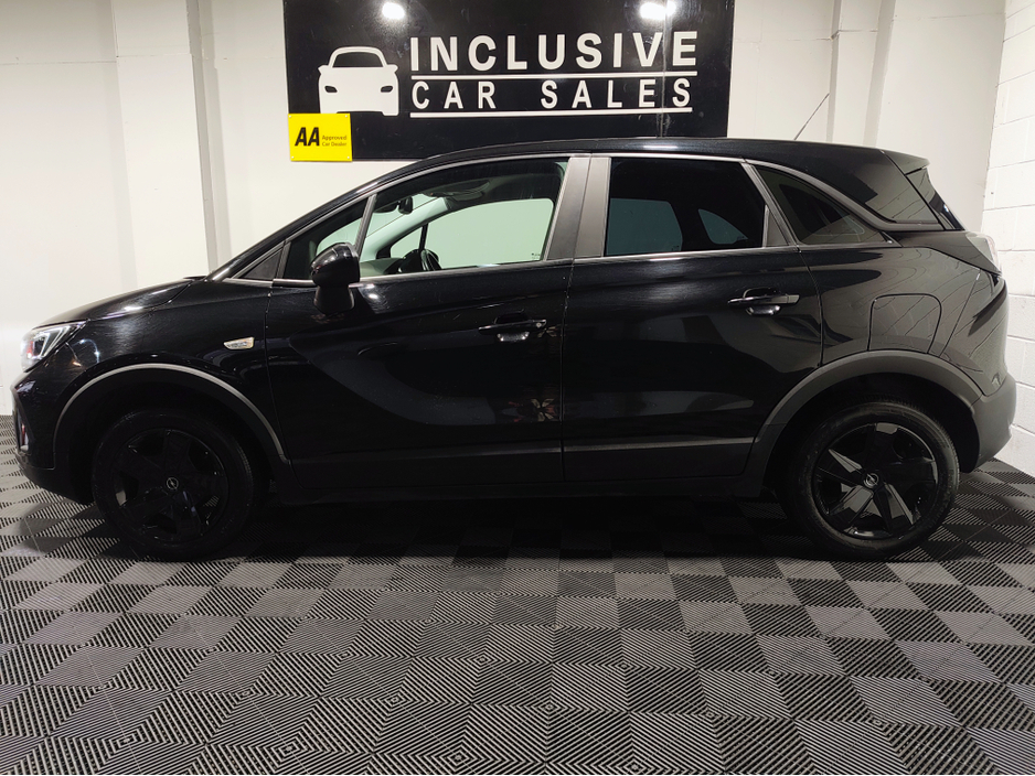 2022 Opel Crossland X - image 6