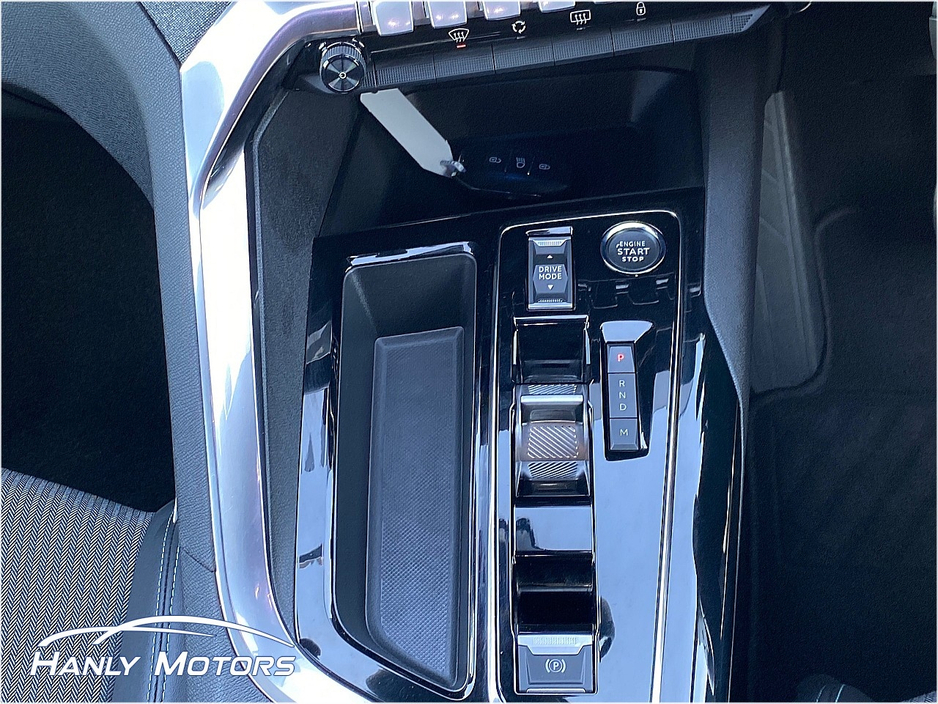 2023 Peugeot 3008 - image 23