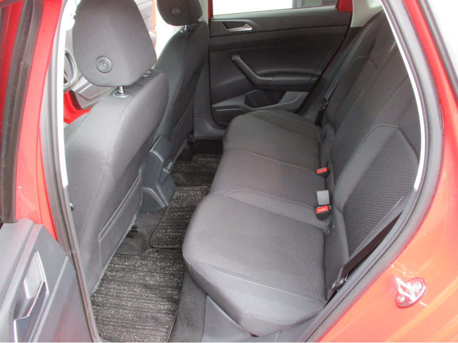 2019 Volkswagen Polo - image 13