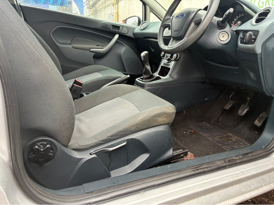 2011 Ford Fiesta 1.25 EDGE 60BHP 3DR ARGENTO €4,950