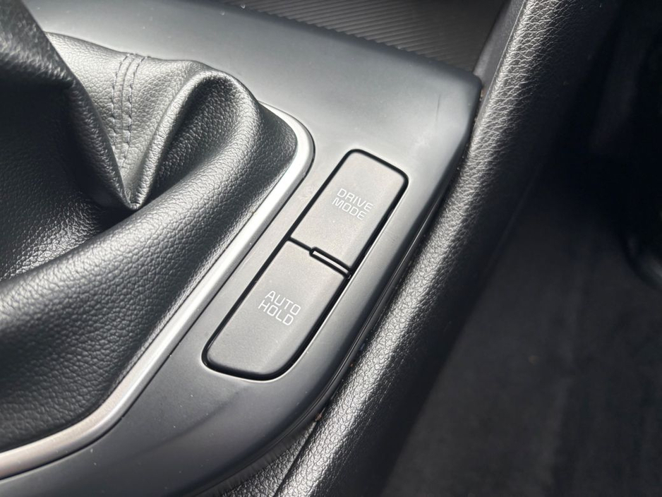 2022 Kia Sportage Premium Spec 1.6d 18inch alloys , *warranty till 2029* Multi-Function Steering Wheel, Climate Control, Lane Departure Warning, Rear Parking Sensors €31,900