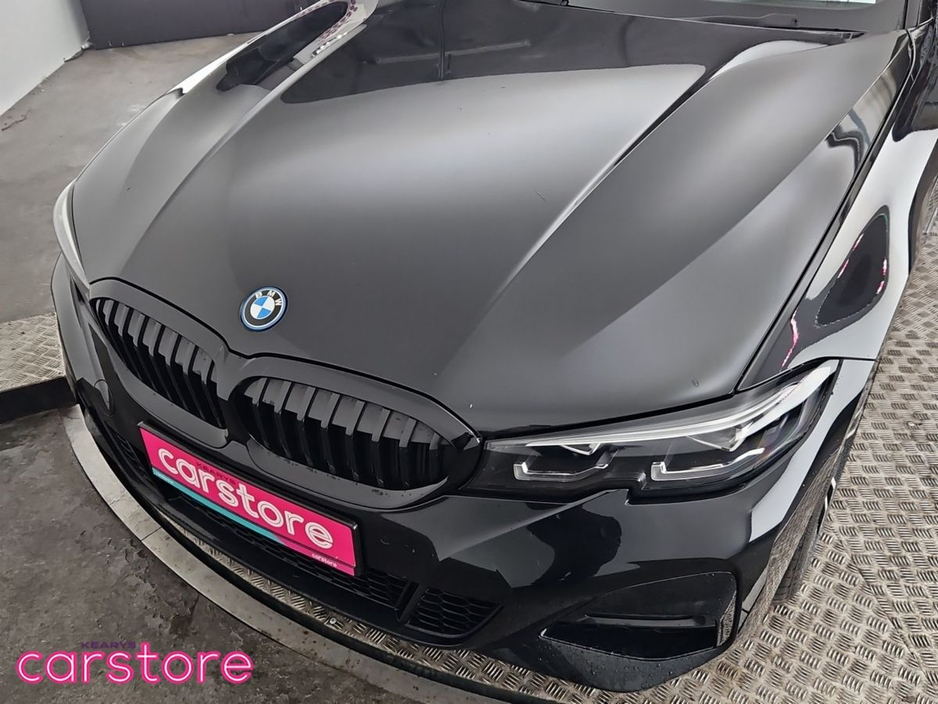 2022 BMW 3 Series 330 E Xdrive M Sport Auto 330 e xDrive M Sport 330 e xDrive 292 12kWh PHEV 113BHP /83kw Step Auto Start/Stop €34,880