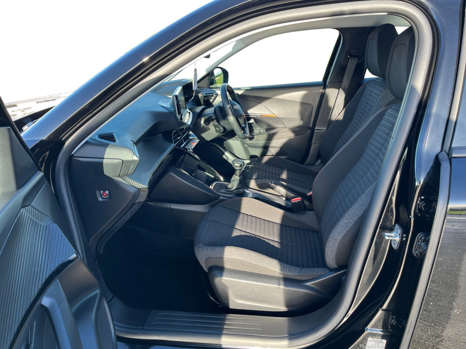 2022 Peugeot 2008 ACTIVE 1.2 100 4DR €19,900