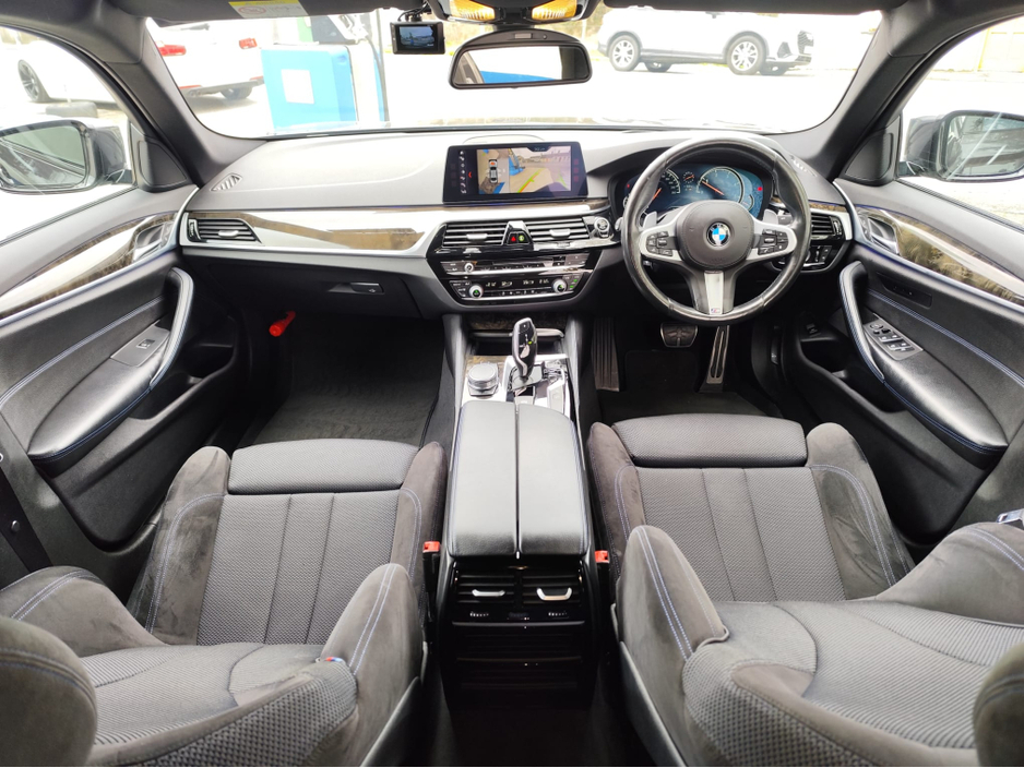 2018 BMW 5 Series - image 21