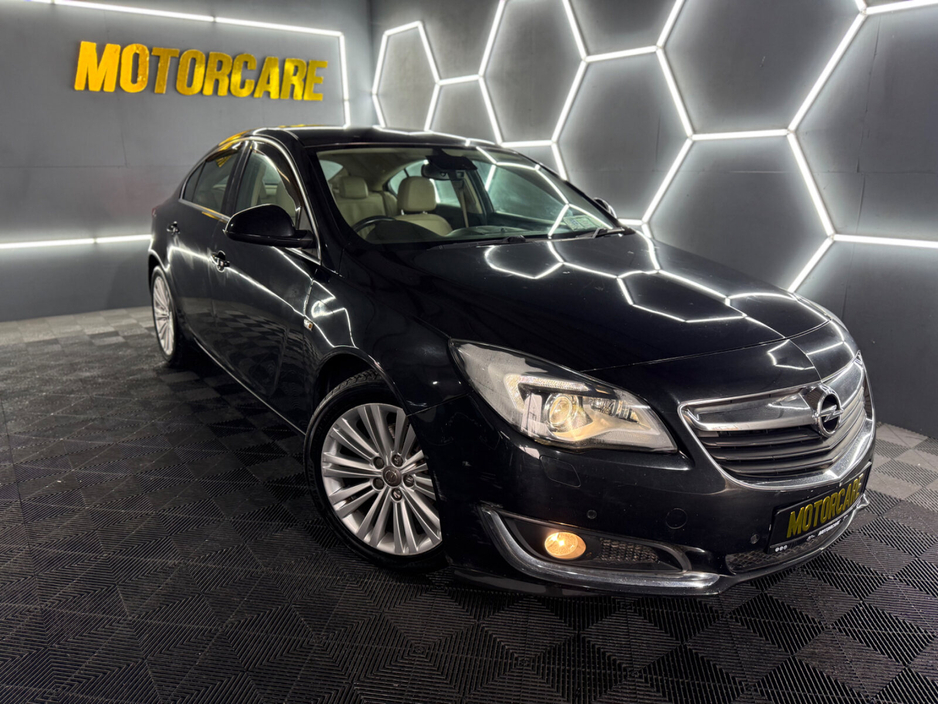2016 Opel Insignia - image 2