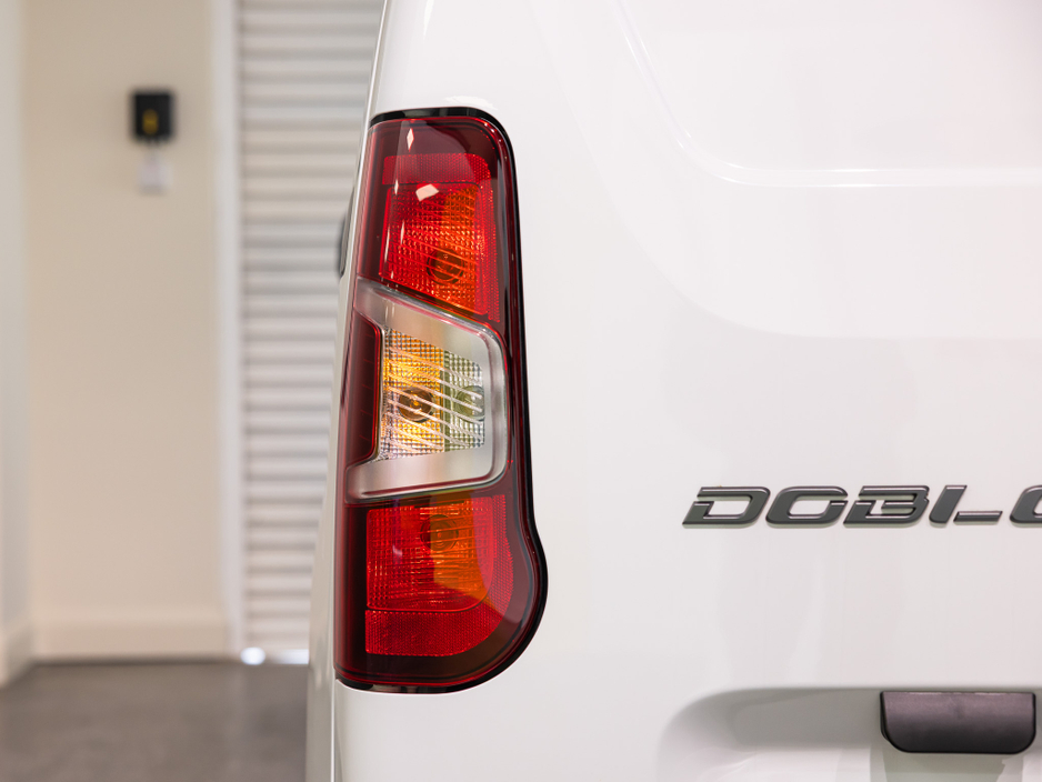 2026 Fiat Doblo - image 10