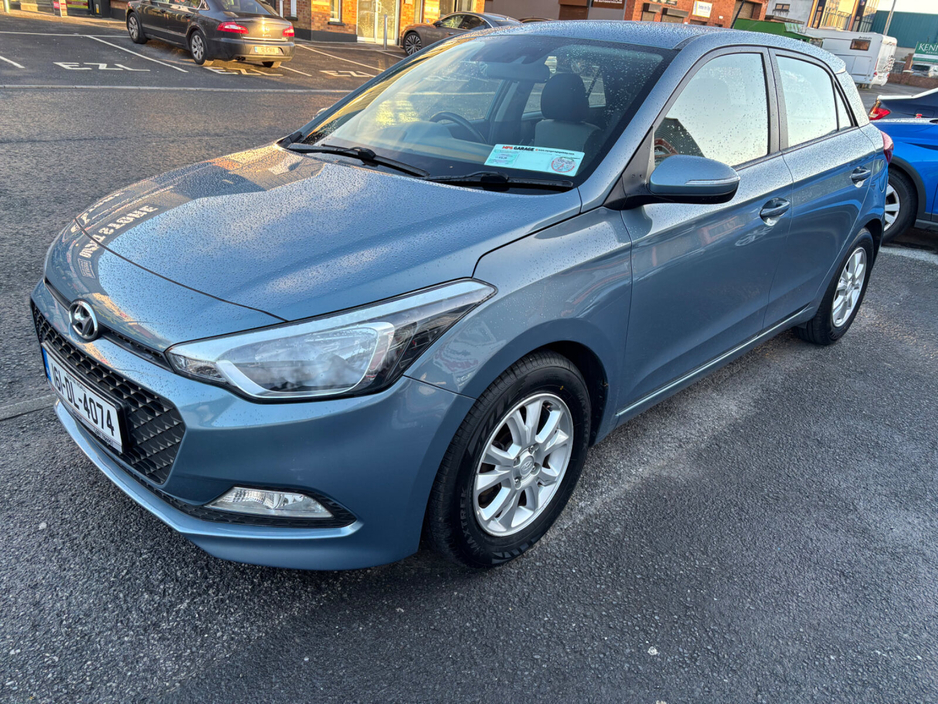 2016 Hyundai i20 - image 4