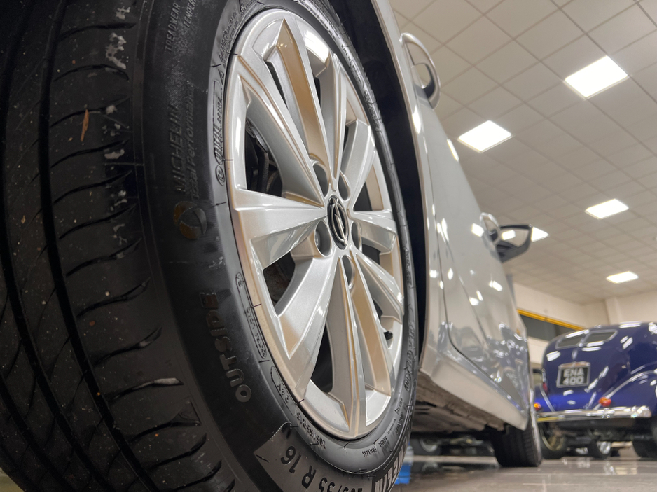 2024 Opel Astra - image 21