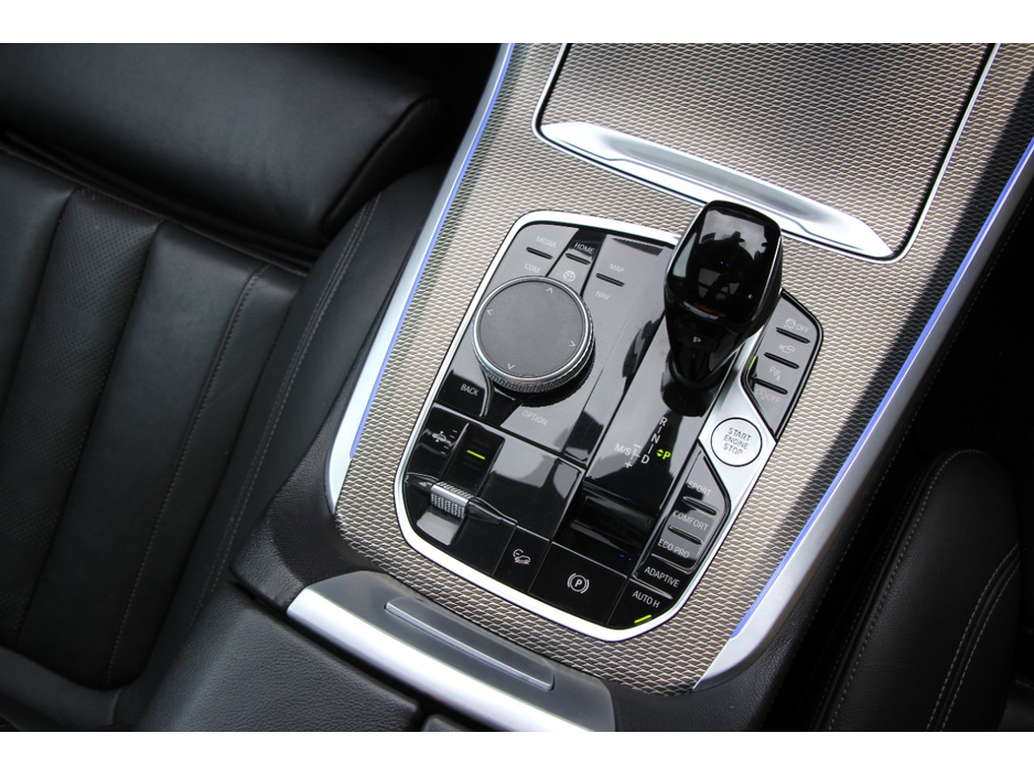 2019 BMW X5 - image 13