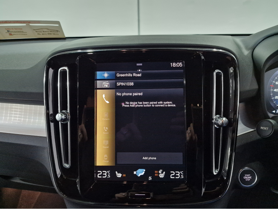 2022 Volvo XC40 T4 PLUS DARK RECHARGE AUTOMATIC **ONE OWNER / APPLE CARPLAY / BLIND SPOT ASSIST / ELECTRIC BOOTLID / HEATED FRONT & REAR SEATS / HEATED STEERING WHEEL / REVERSE CAMERA / WIRELESS PHONE CHARGING** €34,900