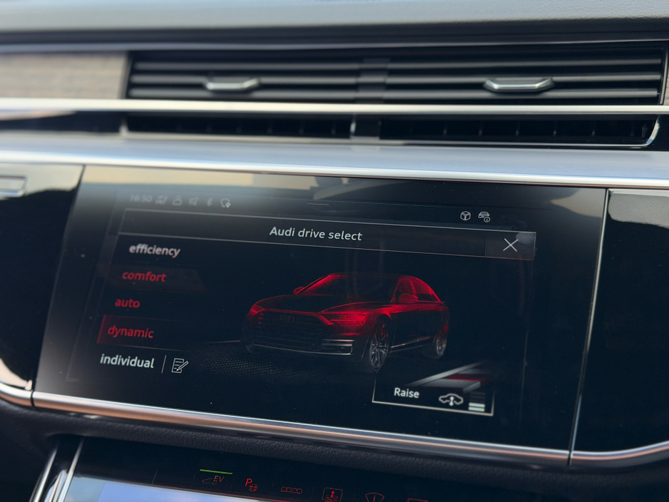 2024 Audi A8 - image 16