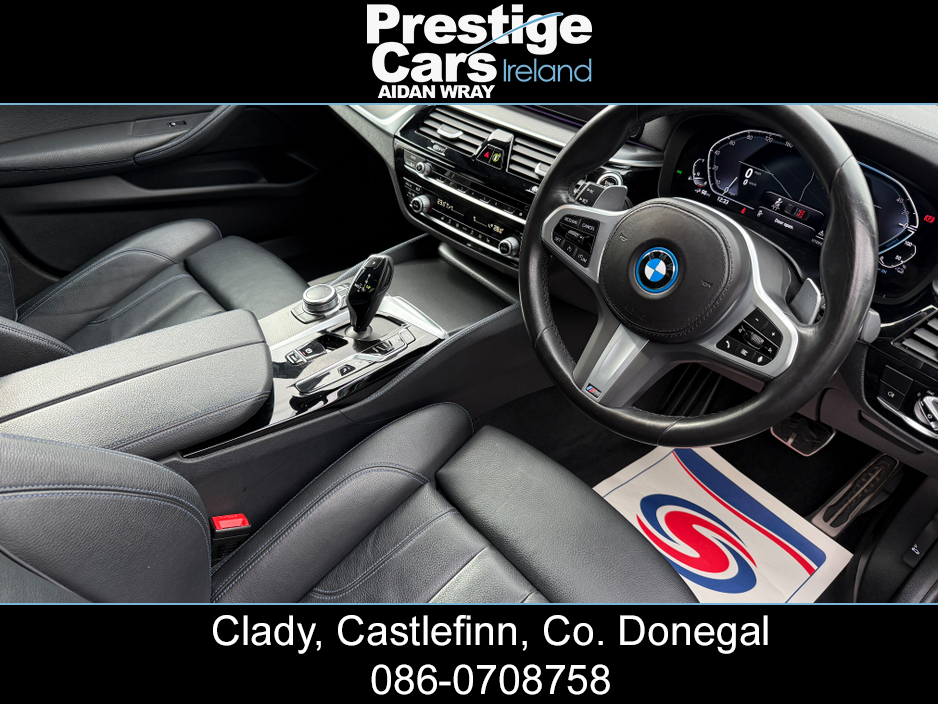 2022 BMW 5 Series - image 12