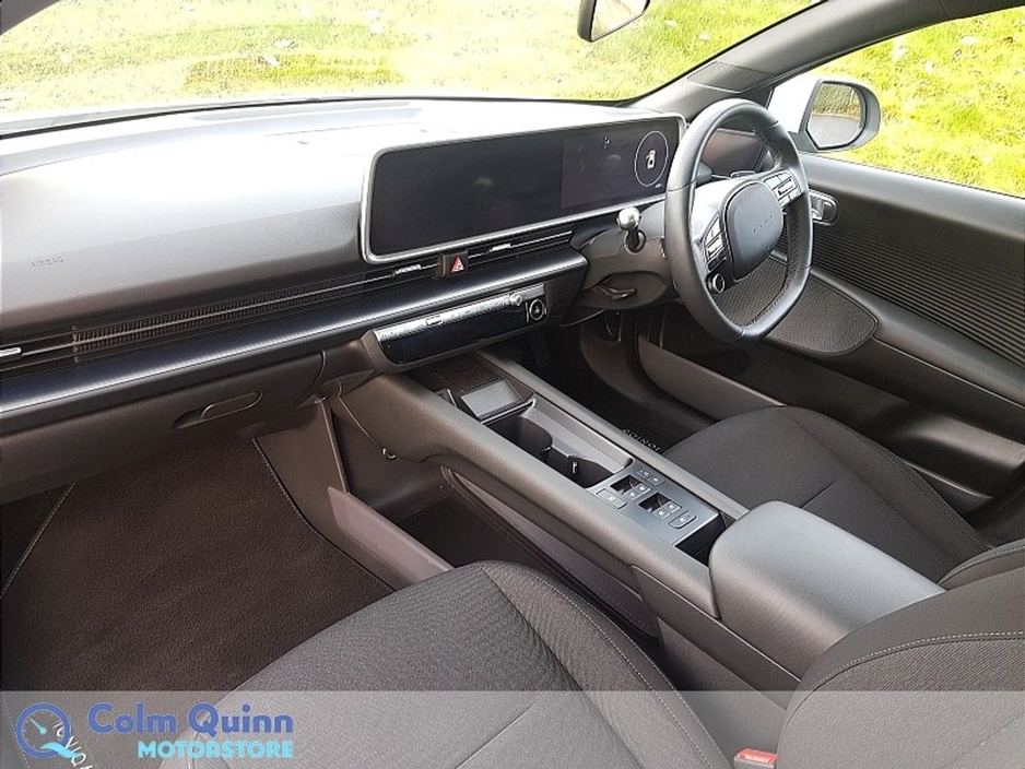 2025 Hyundai Ioniq 6 Ioniq 6 Signature 53kWH *Manufacturers Warranty Until 28-02-2030* €35,995