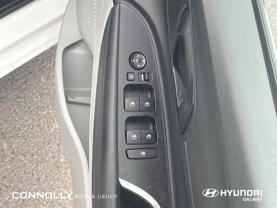 2023 Hyundai i20 - image 25