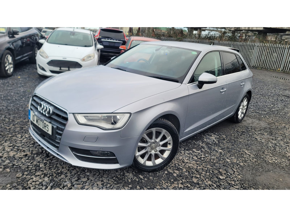 2015 Audi A3 - image 3