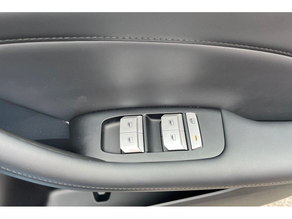 2025 MG MGS5 MGS5 EV LR - EXCLUSIVE 5DR AUT €31,945