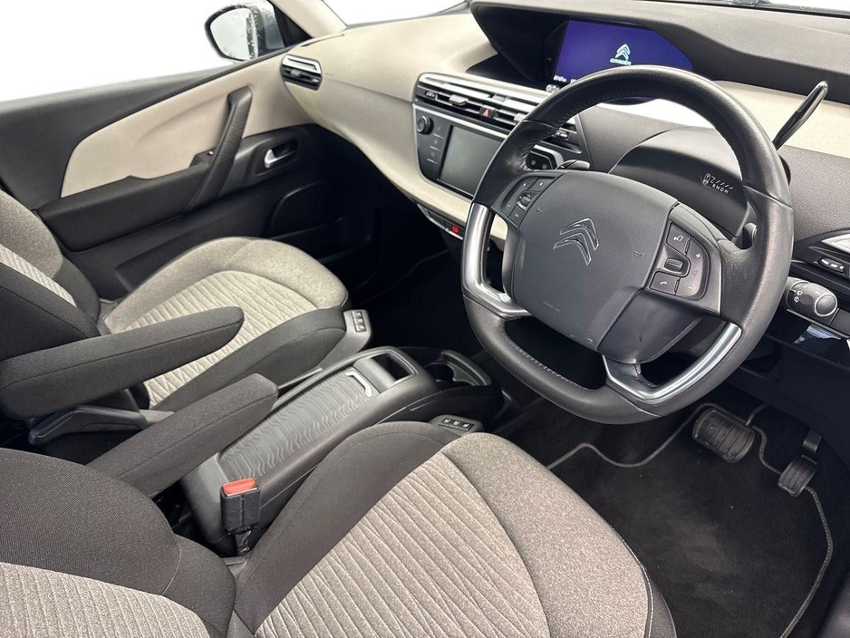 2021 Citroen Grand C4 SpaceTourer - image 6