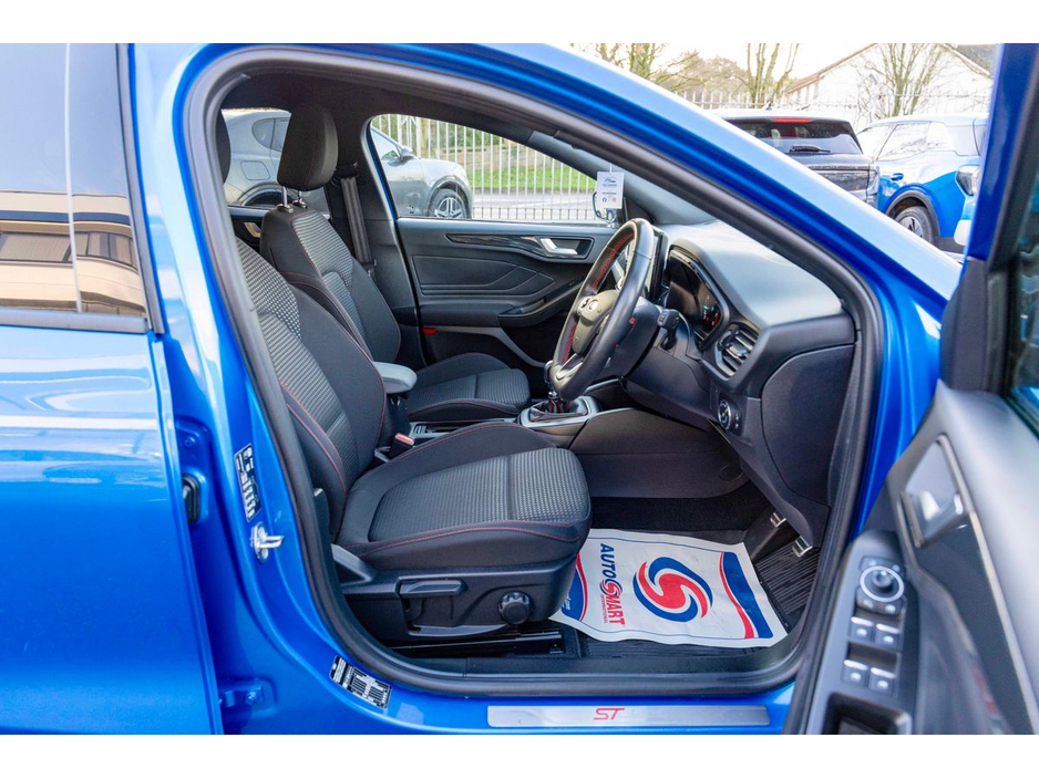 2024 Ford Focus 2024 Ford Focus Blue 1.0L EcoBoost 125PS ST-Line €27,950
