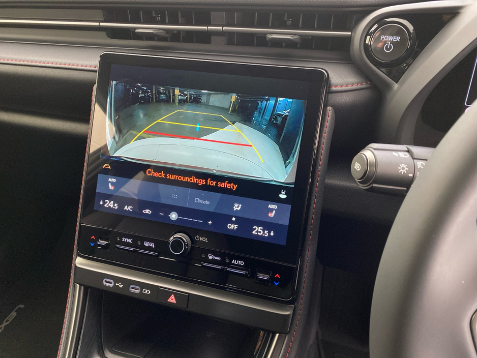 2025 Lexus LBX Emotion €42,650