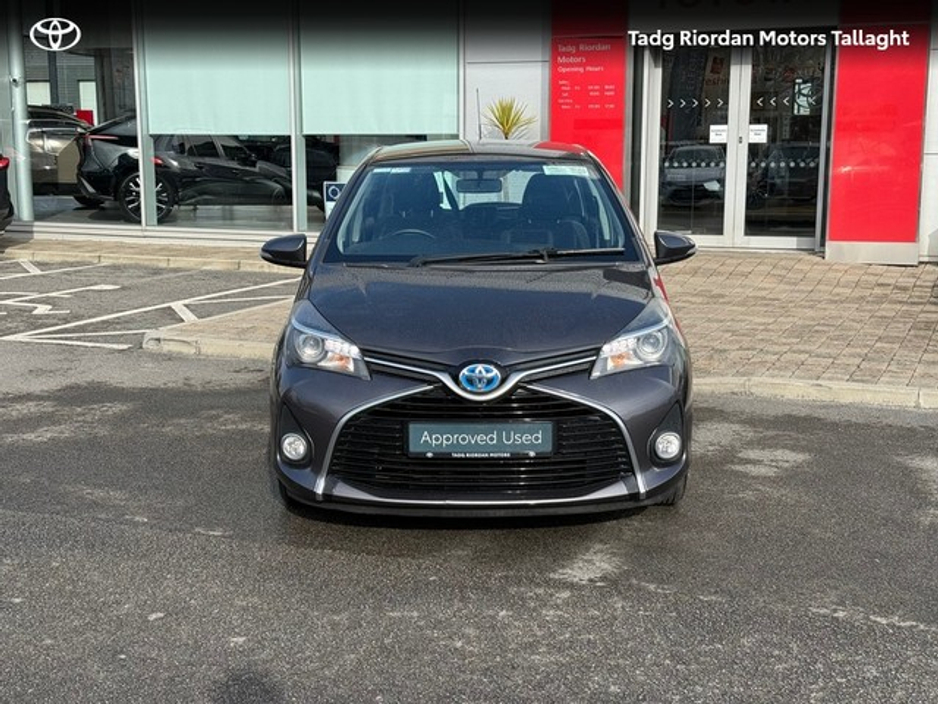 2016 Toyota Yaris - image 5