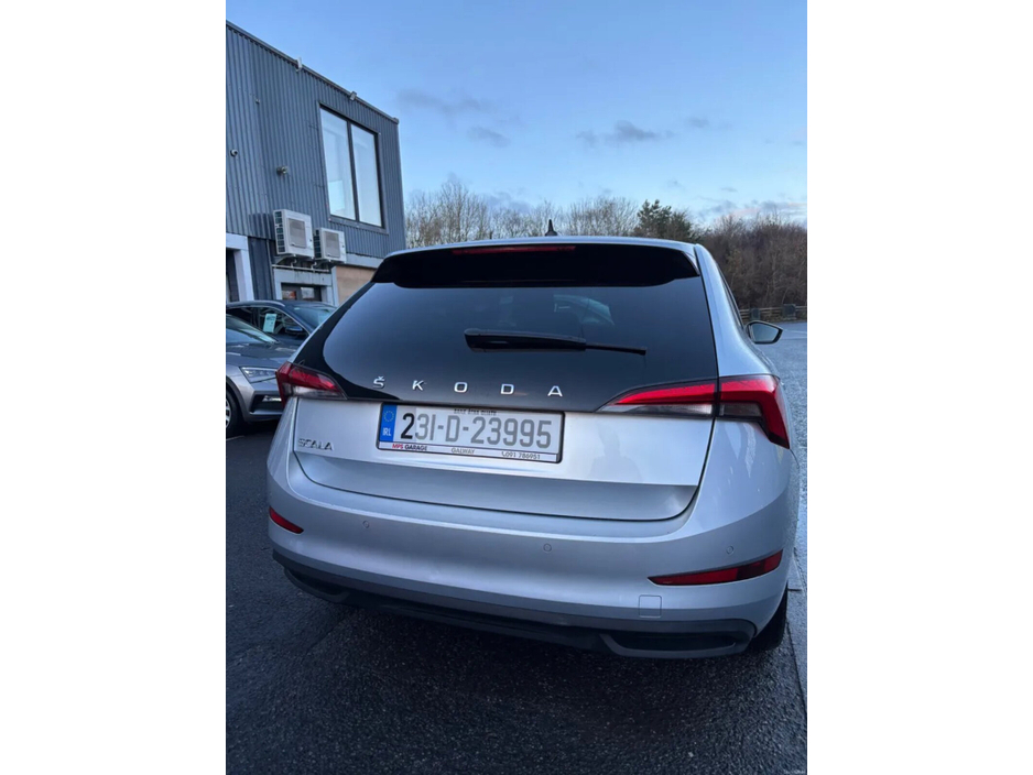 2023 Skoda Scala - image 11