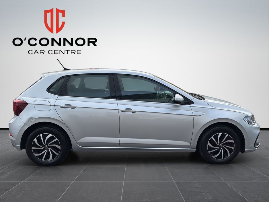 2022 Volkswagen Polo - image 8