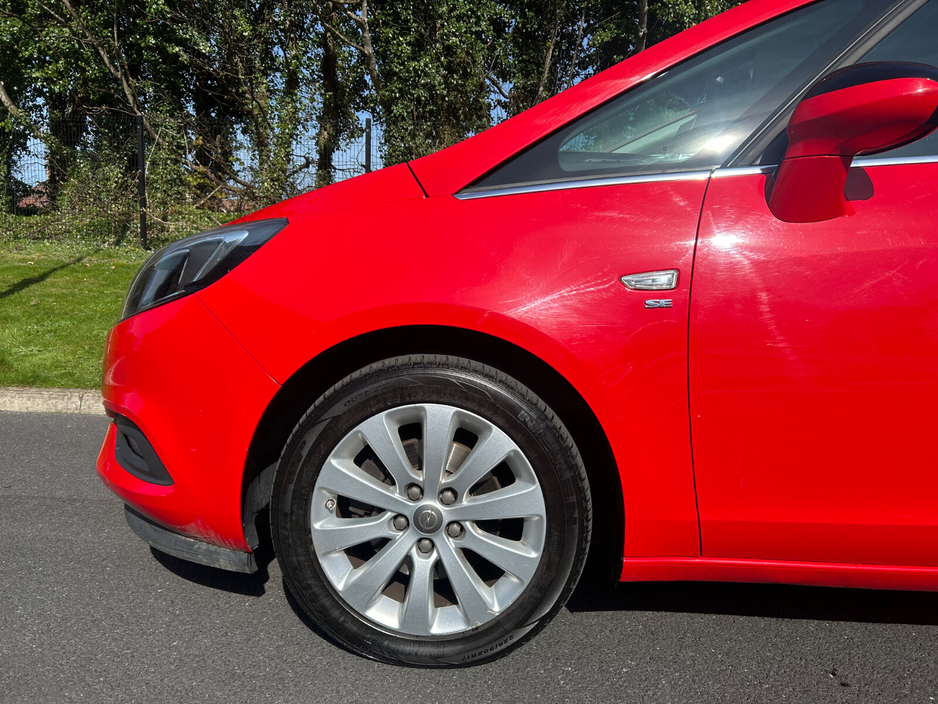 2017 Opel Zafira - image 7