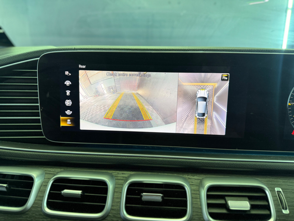 2021 Mercedes-Benz GLE Class - image 37