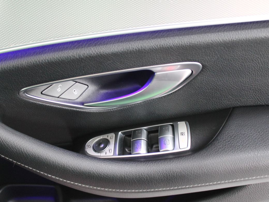 2018 Mercedes-Benz E Class - image 29