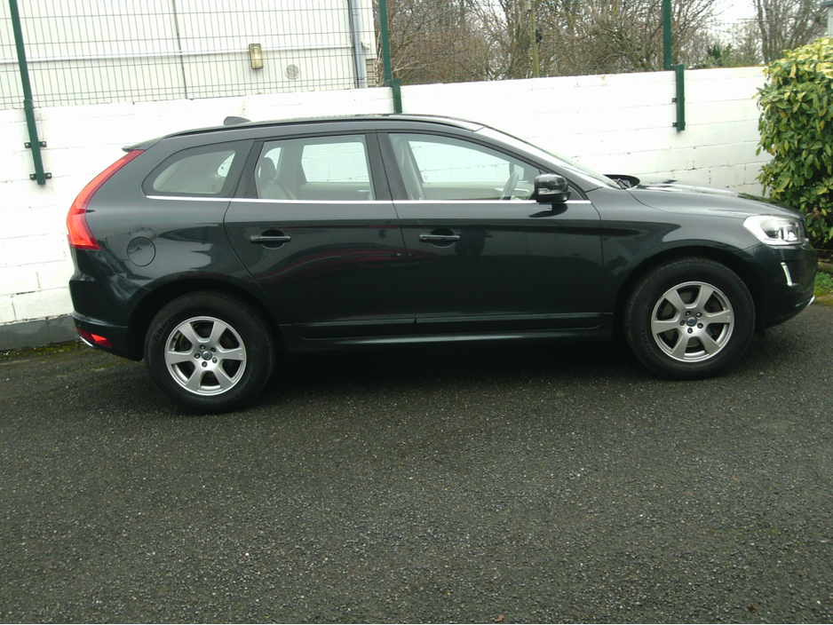 2015 Volvo XC60 D4 FWD SE GT 5DR AUTO * FSH * NCT 05/27 €17,495