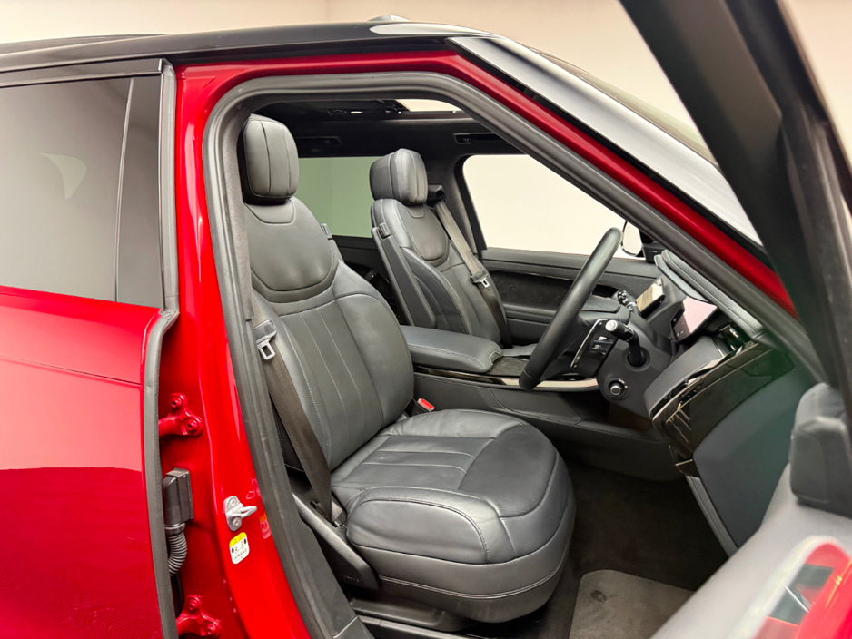 2023 Land Rover Range Rover Sport - image 10