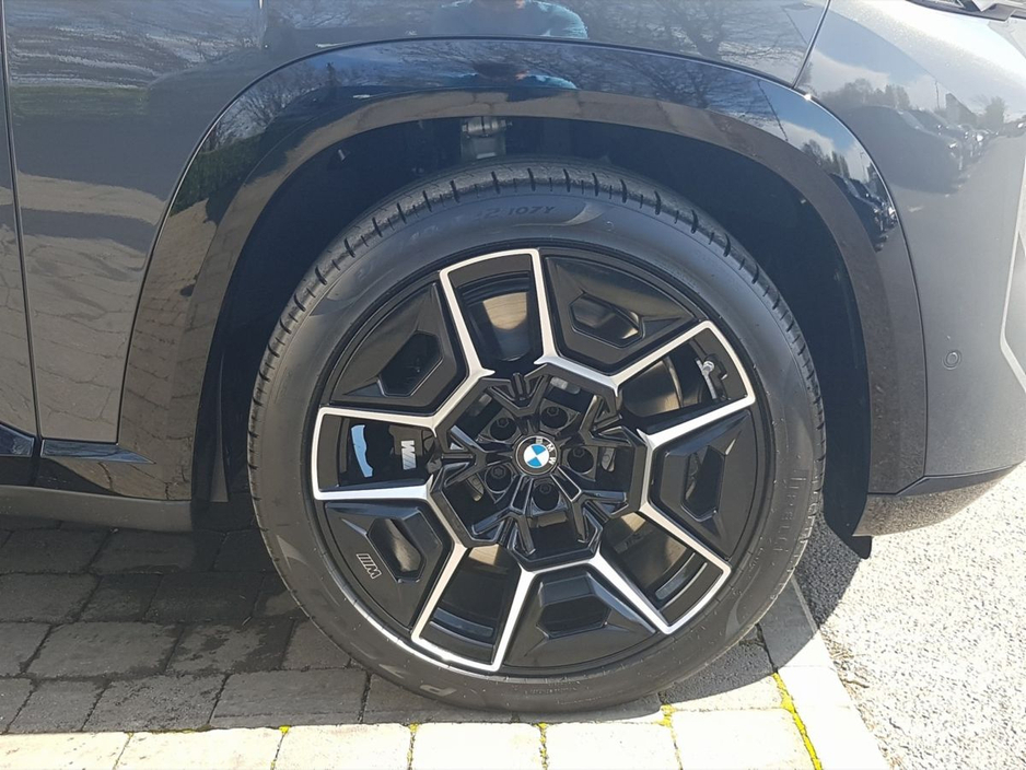 2026 BMW XM - image 12