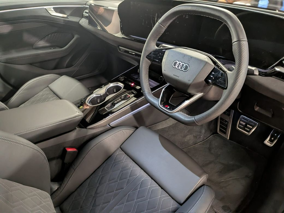 2025 Audi A6 E-HYBRID QUATTRO LAUNCH EDITION €79,888