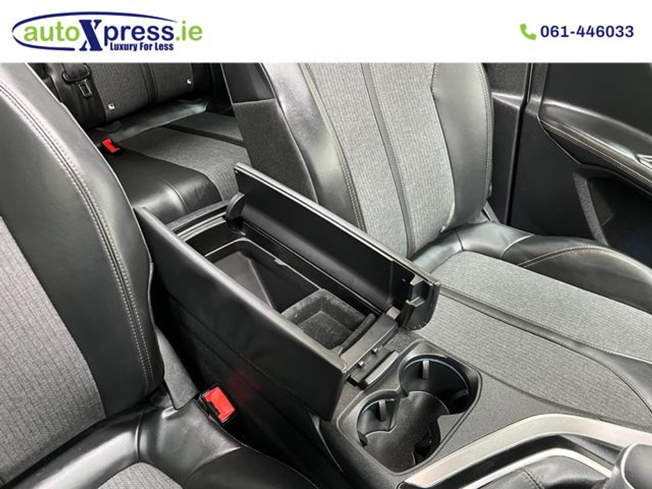 2017 Peugeot 3008 - image 31