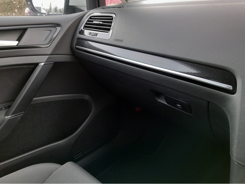 2015 Volkswagen Golf 1.4 Highline €13,950