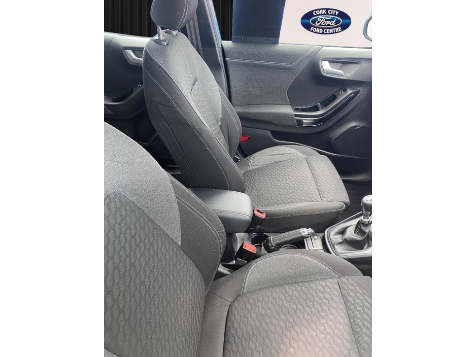 2023 Ford Puma - image 5