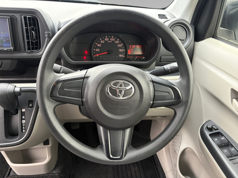 2020 Toyota Passo - image 11