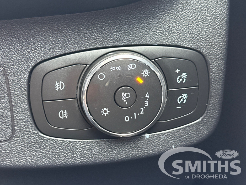 2024 Ford Puma - image 28