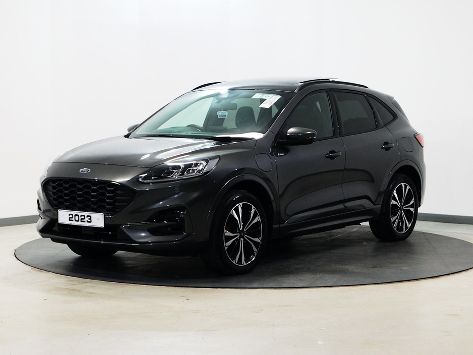 2023 Ford Kuga - image 7