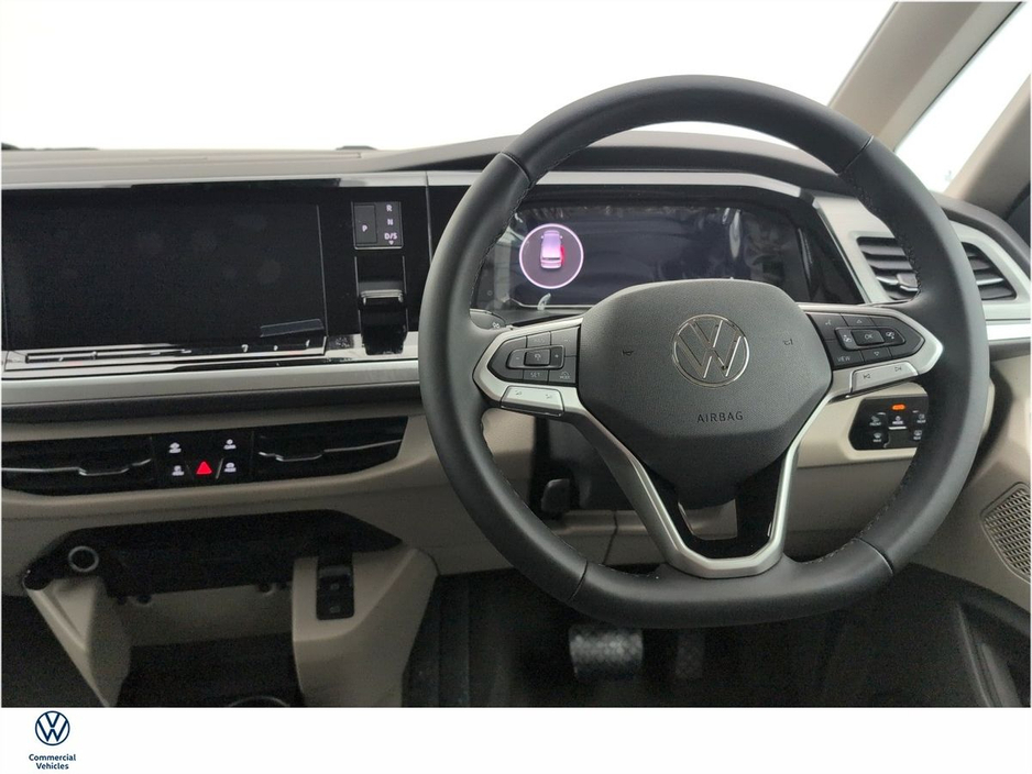 2026 Volkswagen Multivan - image 2