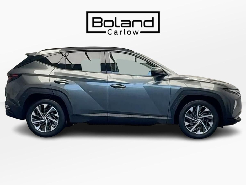 2022 Hyundai Tucson - image 4